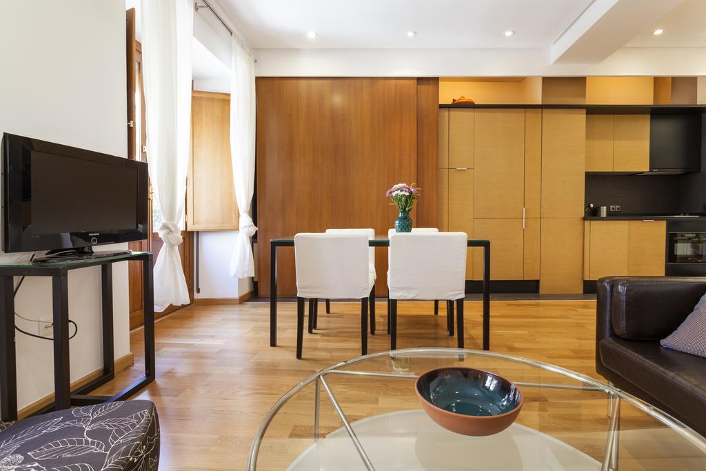Artist'S Charming Design - Space Maison Apartments セビリア エクステリア 写真