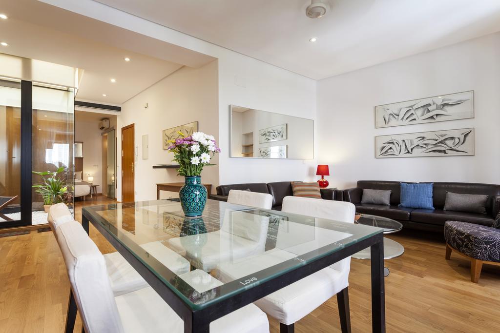 Artist'S Charming Design - Space Maison Apartments セビリア エクステリア 写真